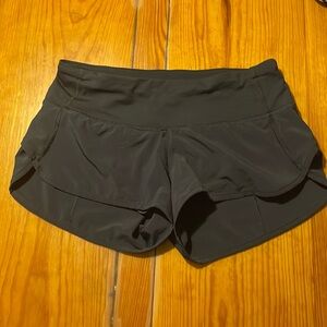 Lululemon running shorts. Sz 6